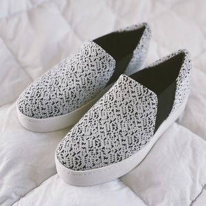 Vince Warren Sneaker